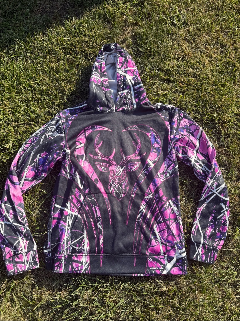 Pink Camo Hoodie Jacket with Deer Graphic Size S/M